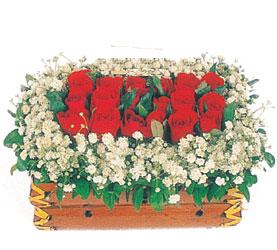 Ankara �entepe �i�ek�i firma �r�n�m�z  s�ral� onbir adet k�rm�z� g�l Ankara �i�ek g�nder firmas� �ahane �r�n�m�z 
